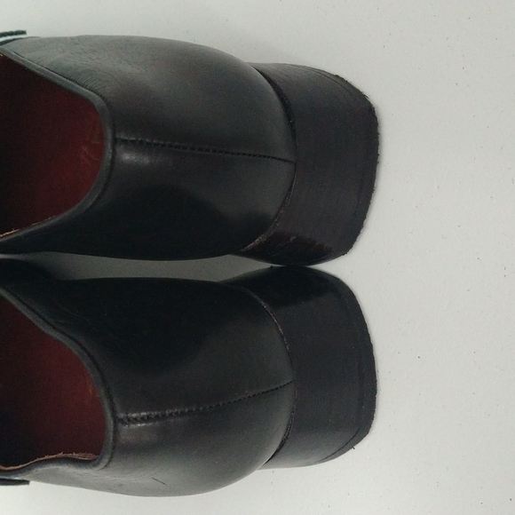 𝅺PREVATA woman 7 brown black slip on low heel dress shoes - Picture 6 of 7